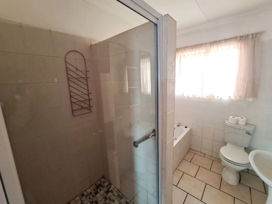 2 Bedroom Property for Sale in Jeffreys Bay Central Eastern Cape
